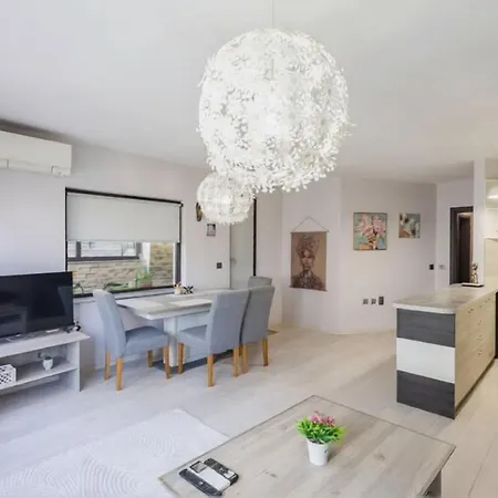 Cozy Summer Breeze Apartament Warna